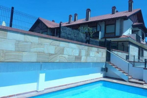 Lujo a 300m de la playa con Terraza, Piscina, Wifi